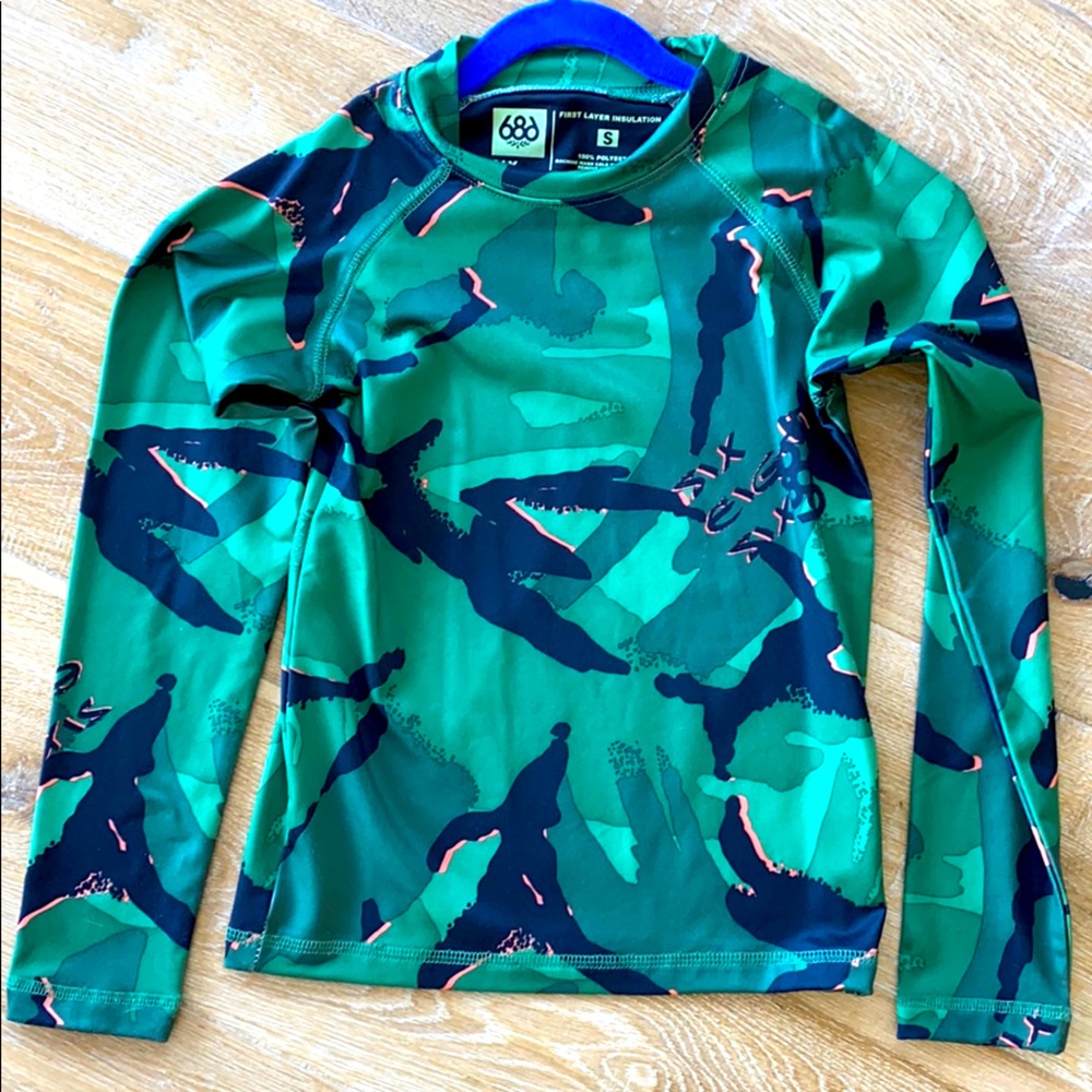 686 Insulated Top